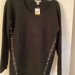 NWT BAR III SIZE MEDIUM SWEATER